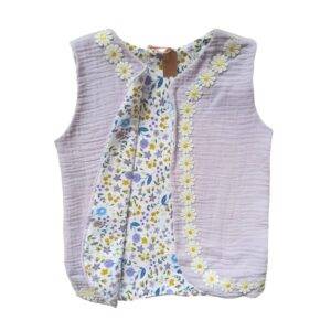 Giletje lila hydrofiel – flowers lilac maat 98/104