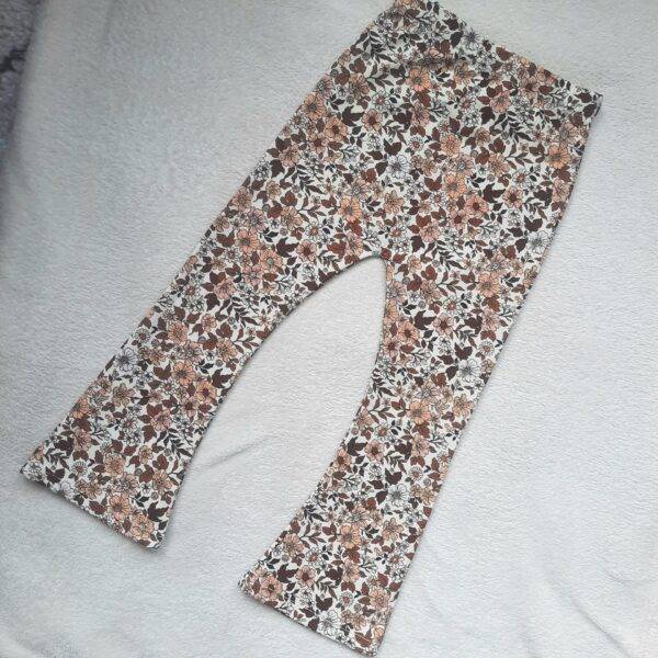 Flared legging vintage bloemen cacao maat 98/104 - Afbeelding 3